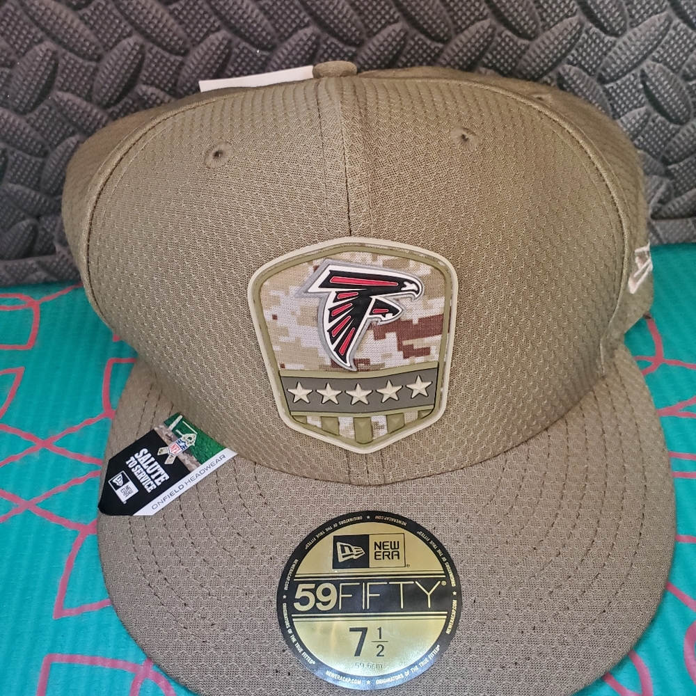 Atlanta Falcons New Era 59FIFTY NFL Salute to Service Fitted Cap 7 1/2  7 1/4